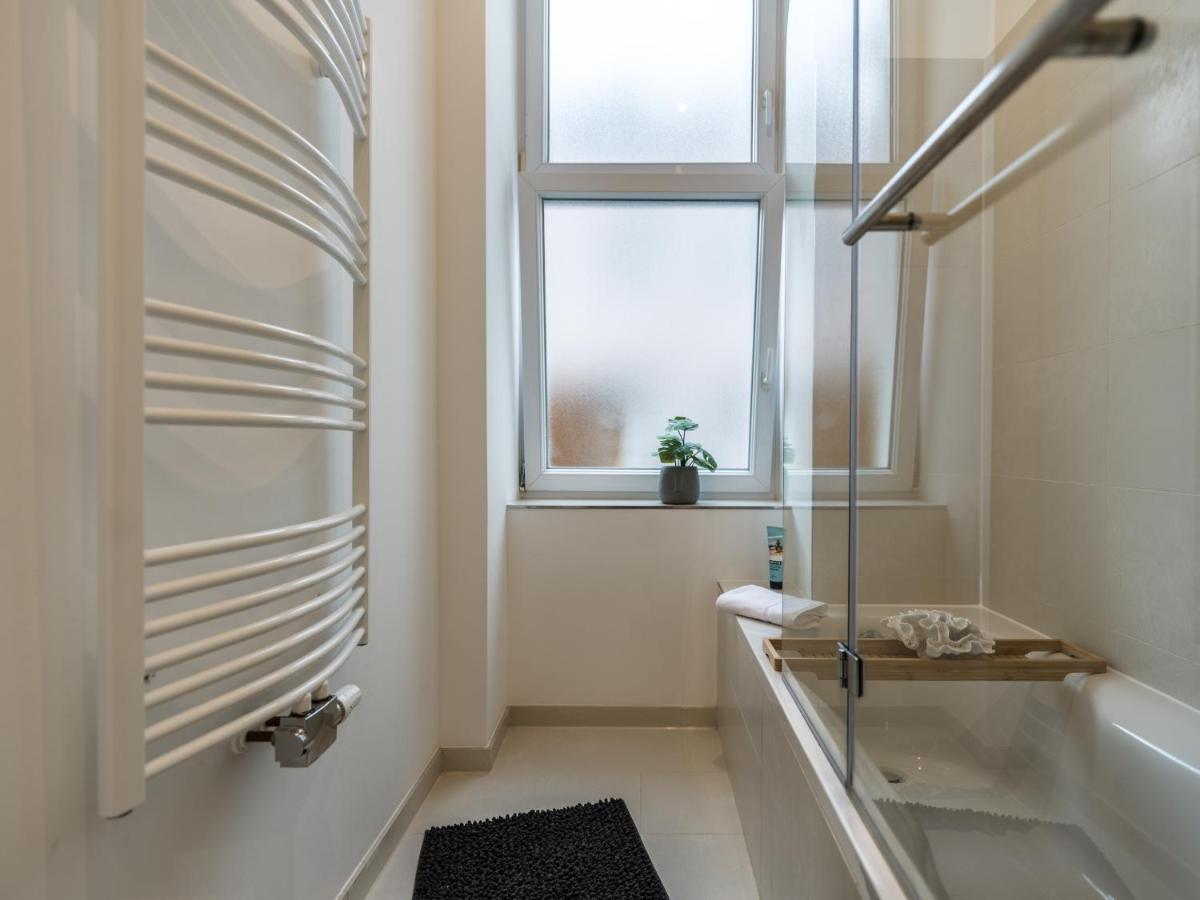 Hochwertige Altbauwohnung Im Modernen Stil In Wiesbaden - Kueche - Terrasse - Wlan - Zentral Exterior foto