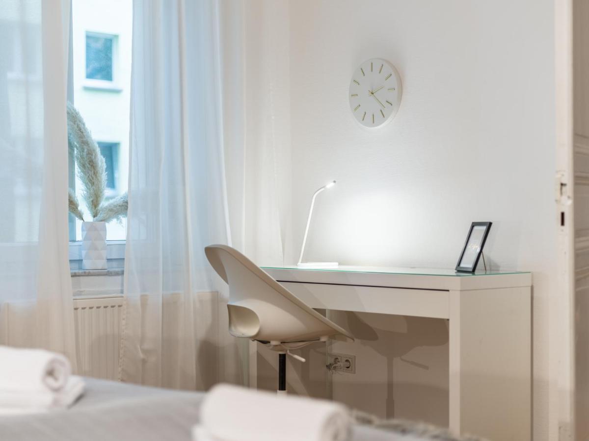 Hochwertige Altbauwohnung Im Modernen Stil In Wiesbaden - Kueche - Terrasse - Wlan - Zentral Exterior foto
